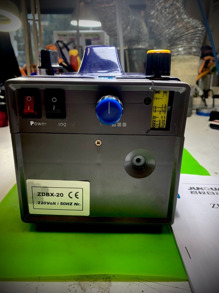 automatic wire stripper/cutter machine