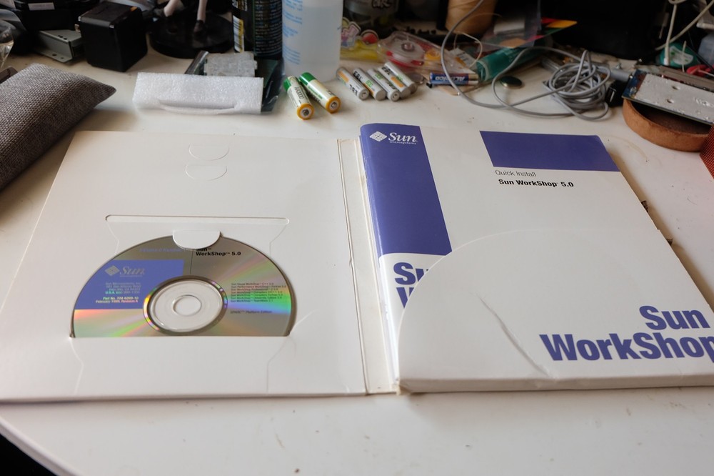Sun Microsystems Sun WorkShop 5.0 Installation and Licensing Kit (No license)