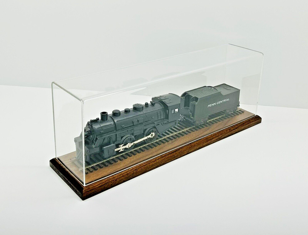24" O Scale Model Train Display Case, Walnut Base