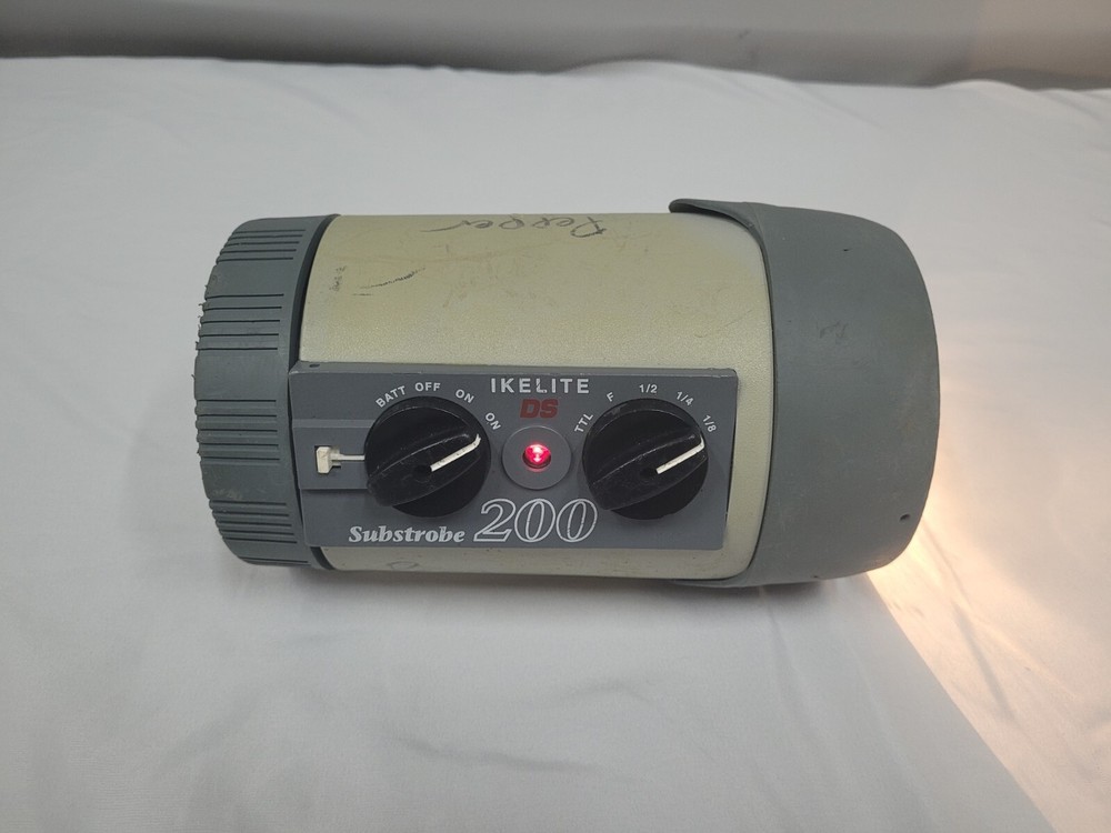 Ikelite Underwater Substrobe DS200 strobe Diving