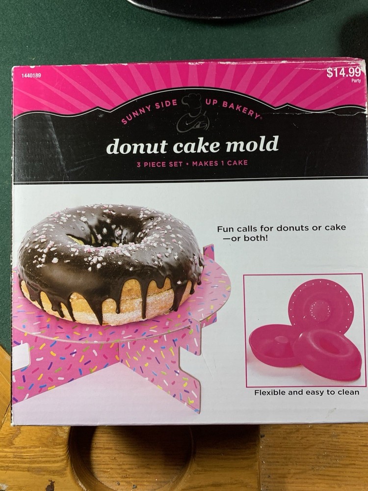4 Donut Making Pans
