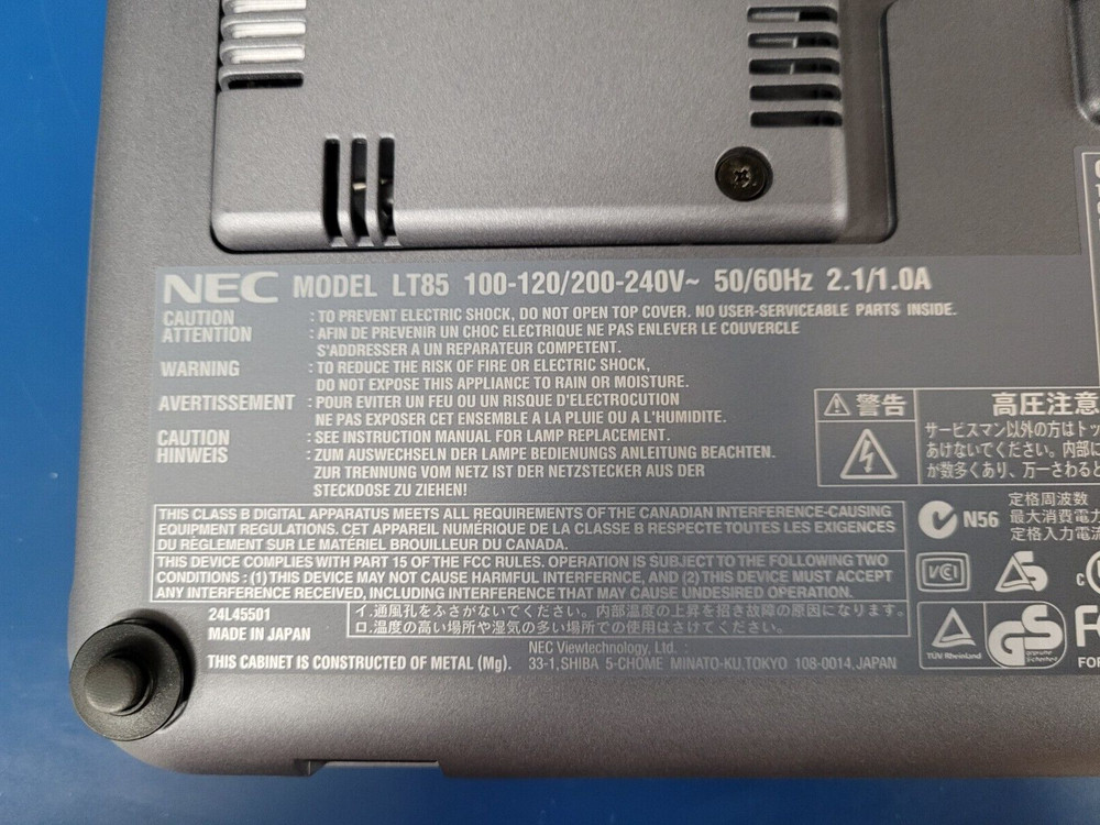NEC MultiSync LT85 Portable Projector with Remote & Accessories Working!!!