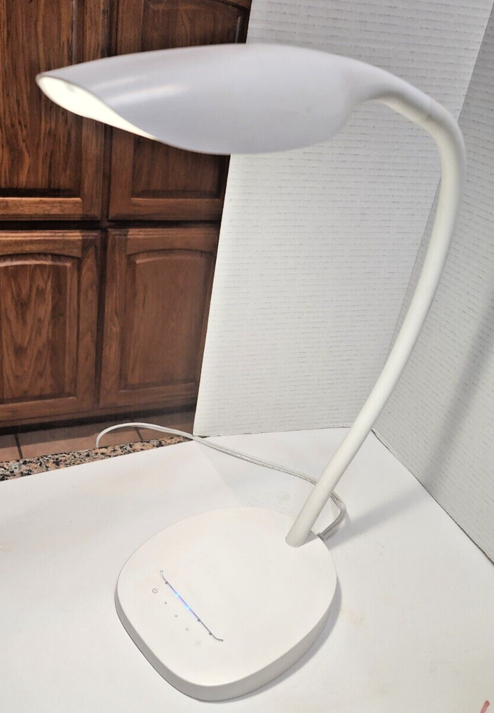 WHITE LED CONNECTOR TABLE DESK LAMP/ ADJUSTABLE / BRIGHT TOUCH SENSITIVE