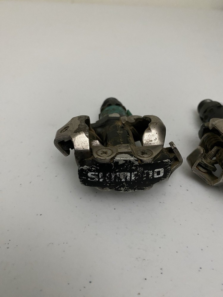 Shimano PD-M520 Double-Sided SPD Clipless Pedals
