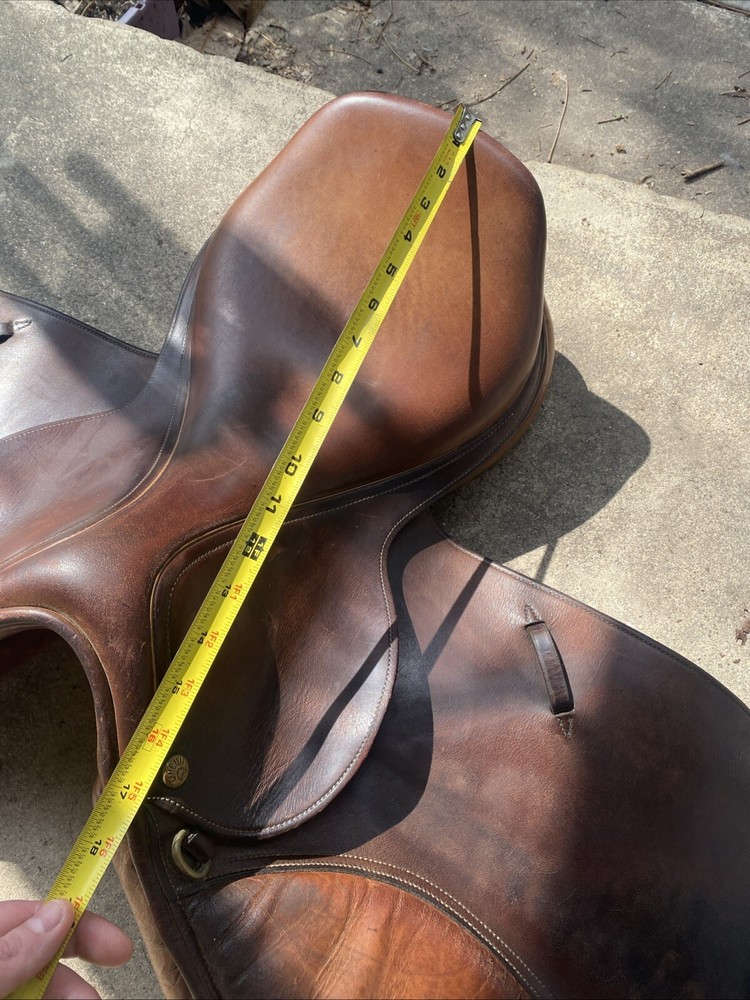Dover Circuit English 17" saddle
