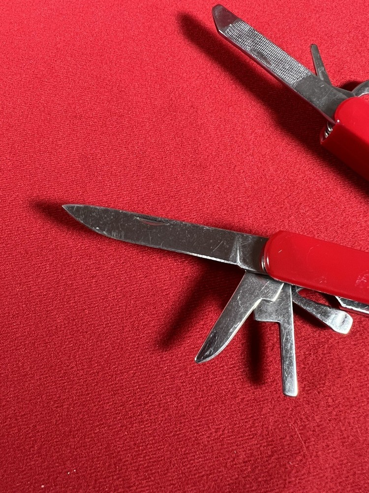 Coastal Asphalt Multi Tool With Case