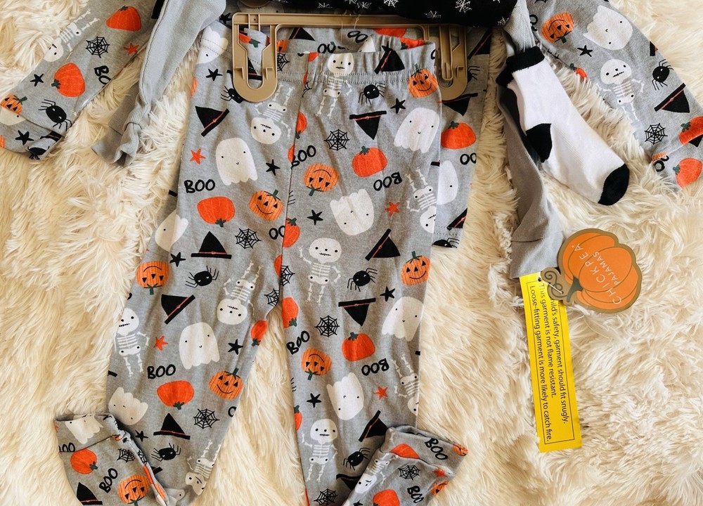 Pajama Set With Matching Socks 3T