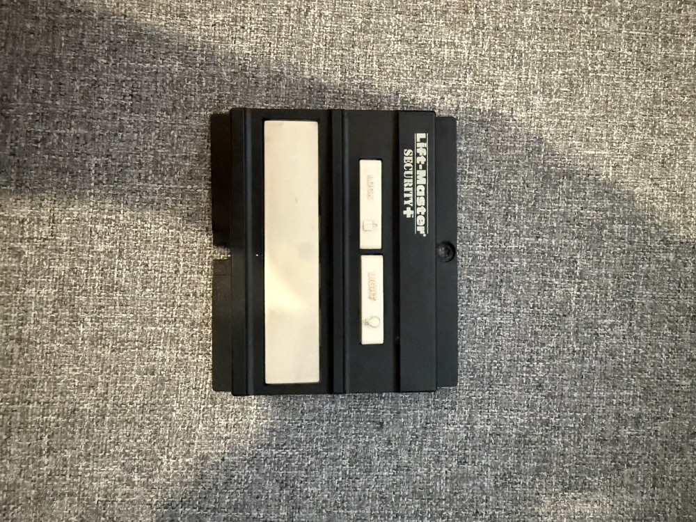 Liftmaster 3 Button Wall Control