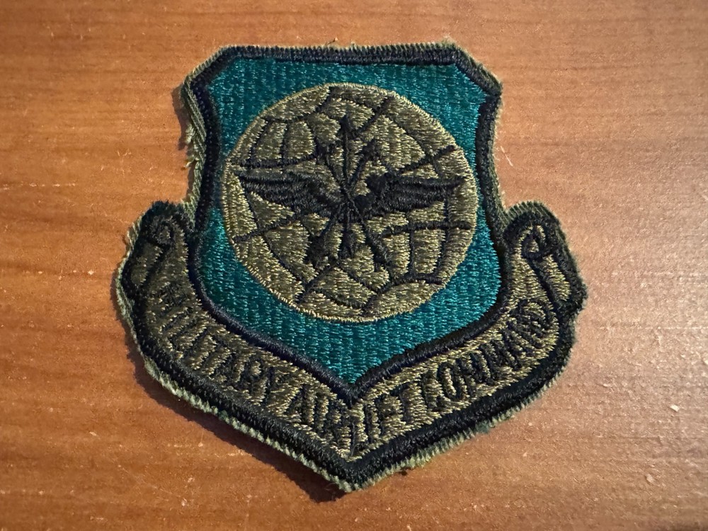 Vintage US Air Force Military Airlift Command (MAC) Subdued Patch