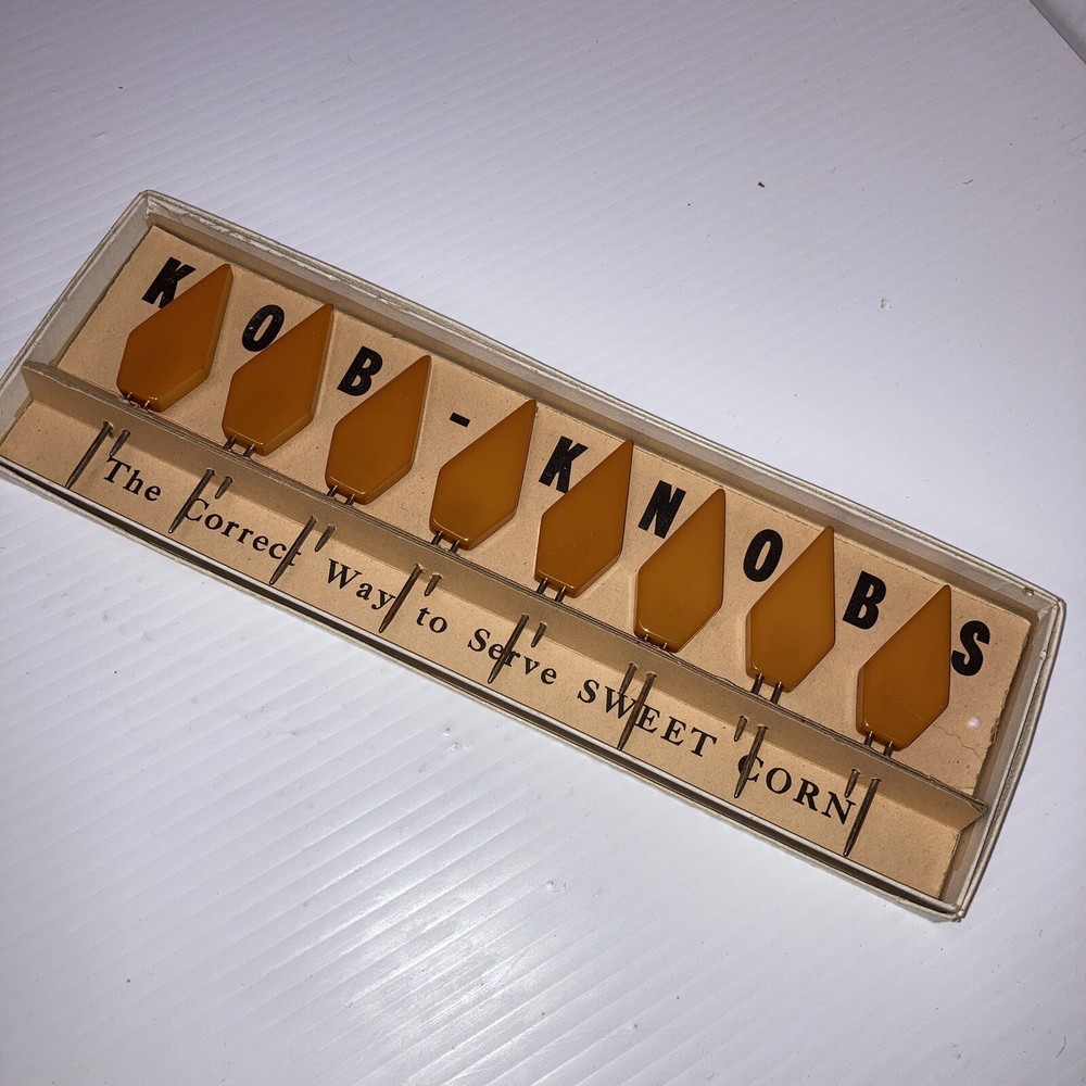 Vintage Bakelite / Catalin Corn Knobs Butterscotch F6-47