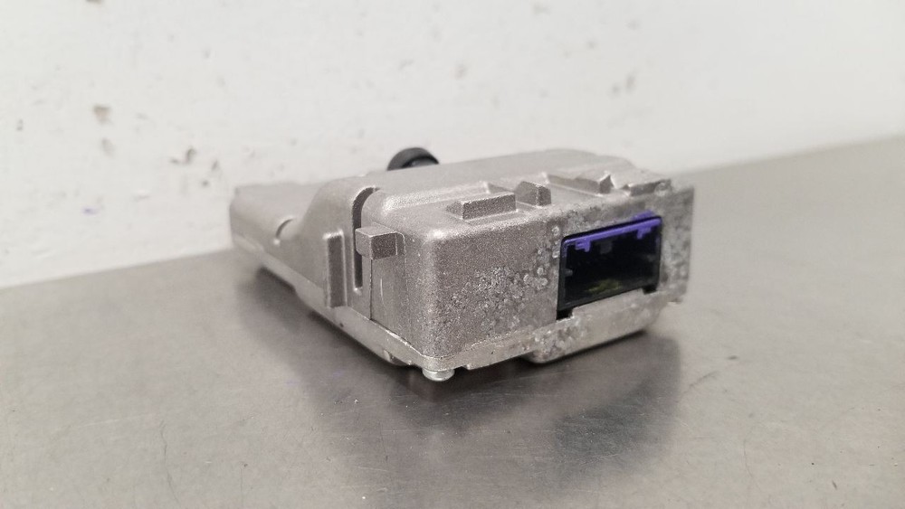 19 GMC SIERRA DENALI 1500 FRONT FACING CAMERA WINDSHIELD MOUNTED 84626331