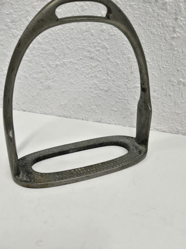 English Stirrup Single Solid Nickel? Metal