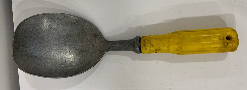 Vintage Scoop Master Ice Cream Scoop Yellow Handle