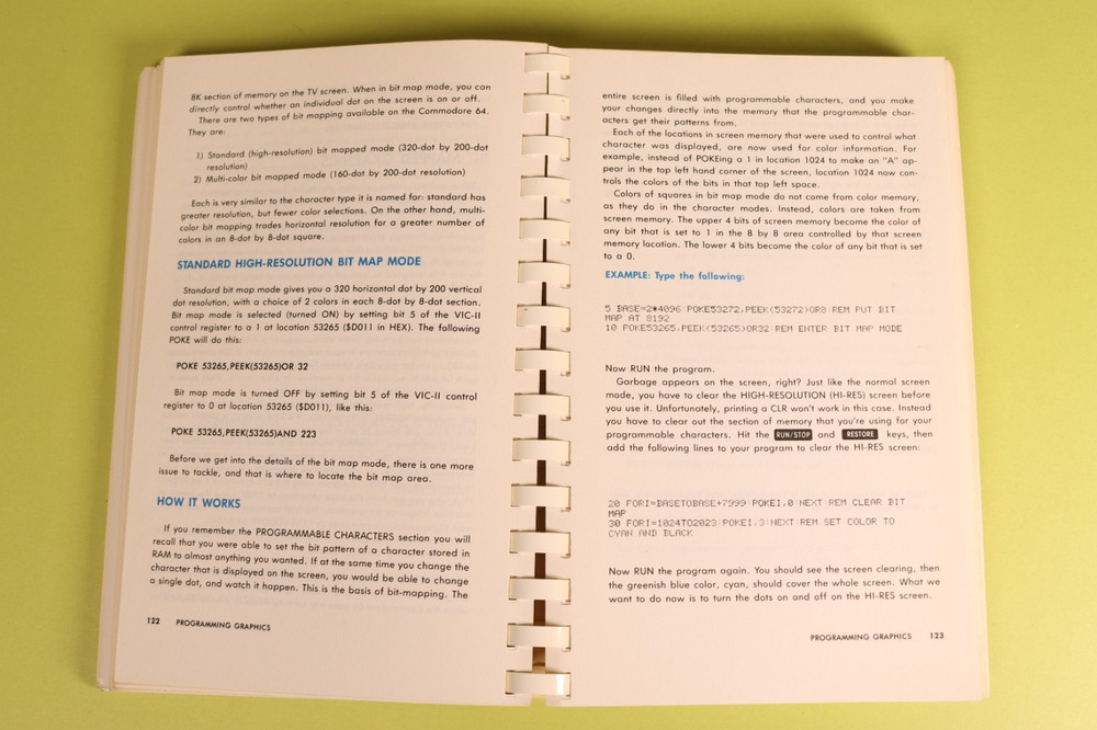 Commodore 64 Programmer's Reference Guide First Edition 7th Printing 1983