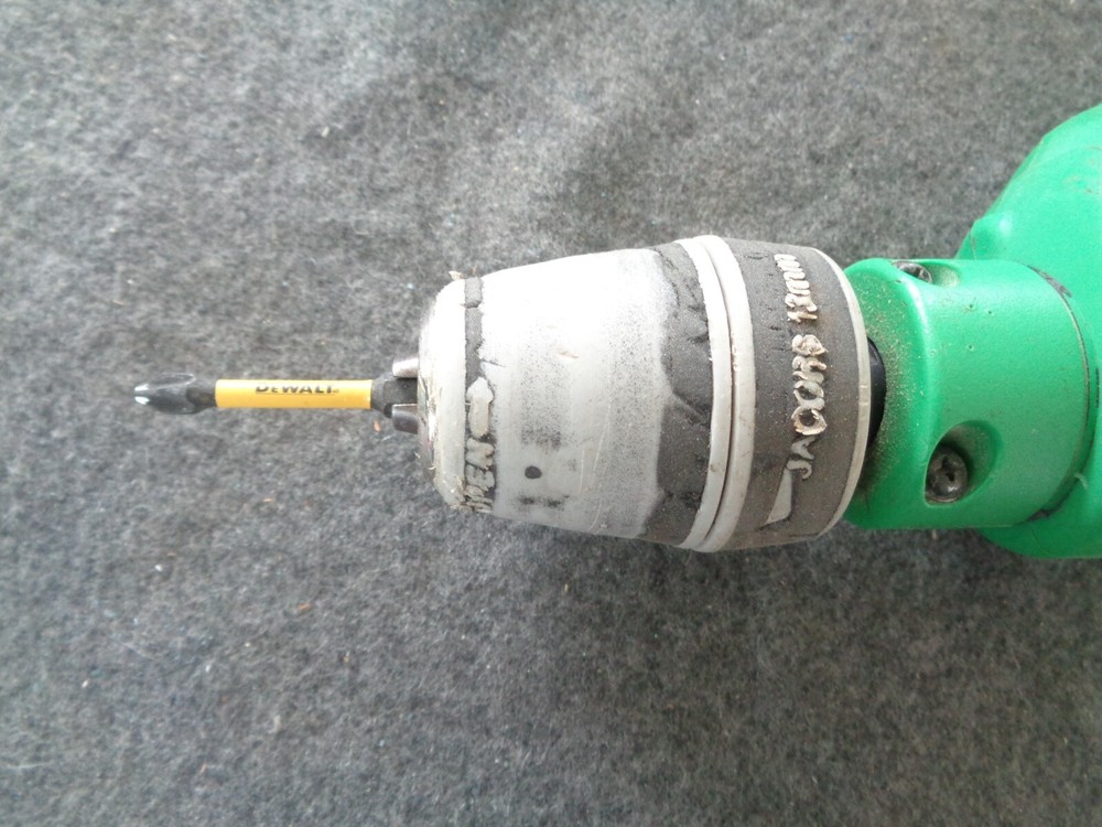 HITACHI Hammer Drill FDV16VB2 w/ Case & Bits