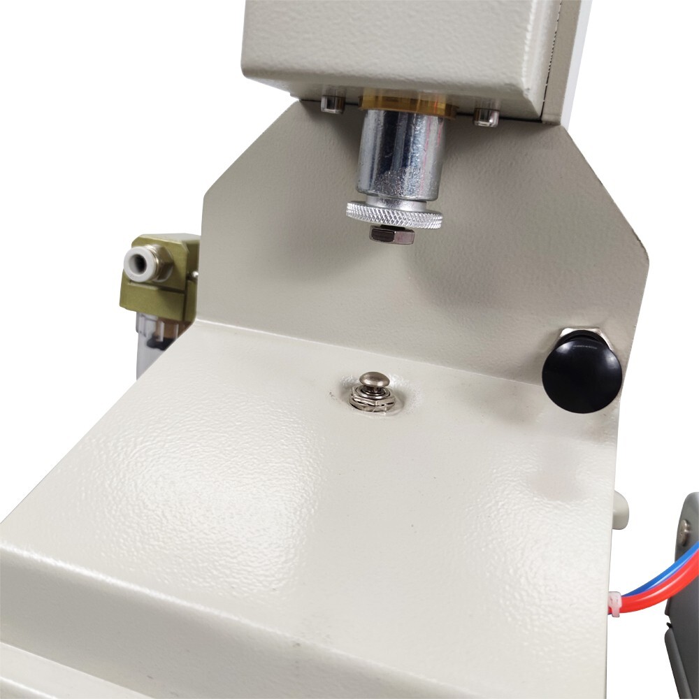 Pneumatic Paste and Liquid Filling Machine 5-50ML Hopper Capacity 10L