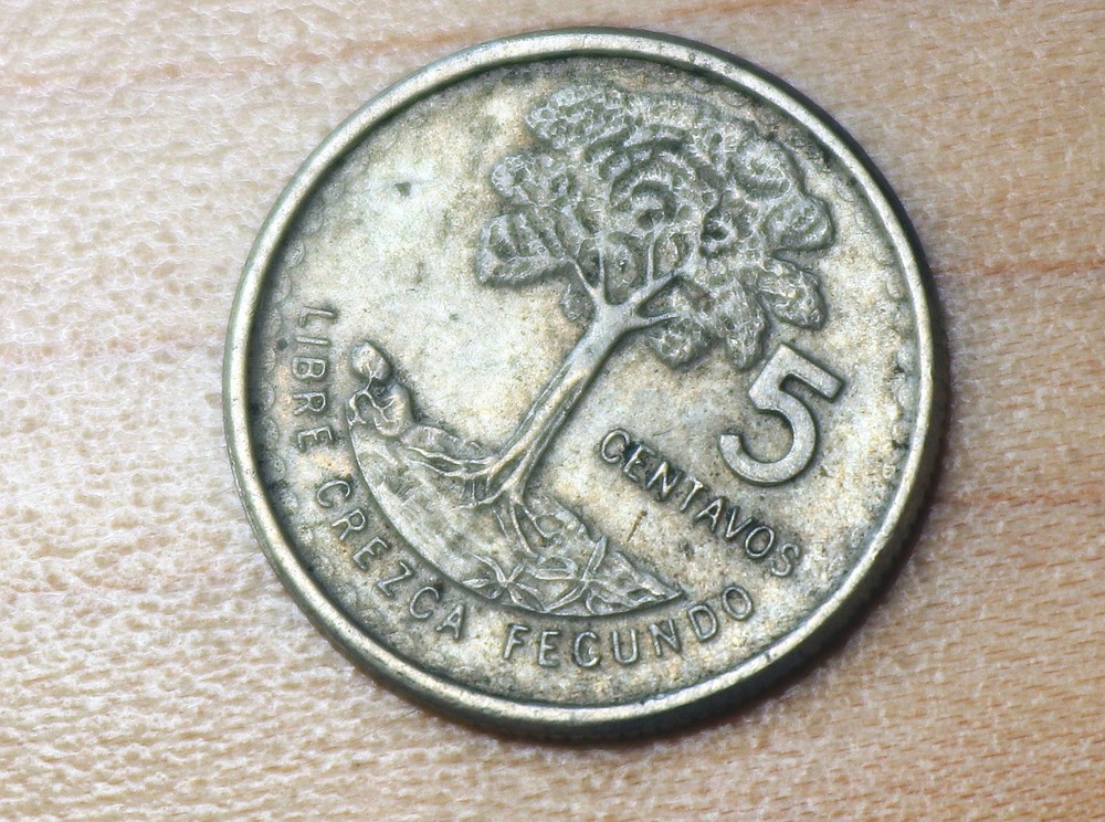 1974 Guatemala 5 Centavos Kapok Tree