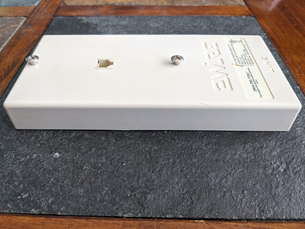 2WIRE DSL FILTER SINGLE-LINE WALL MOUNT