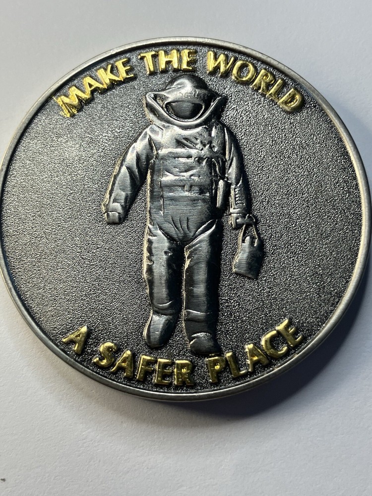 Rare Dynasafe Salesman Sample Token Safe Material Explosives Protection 1 Oz tk1