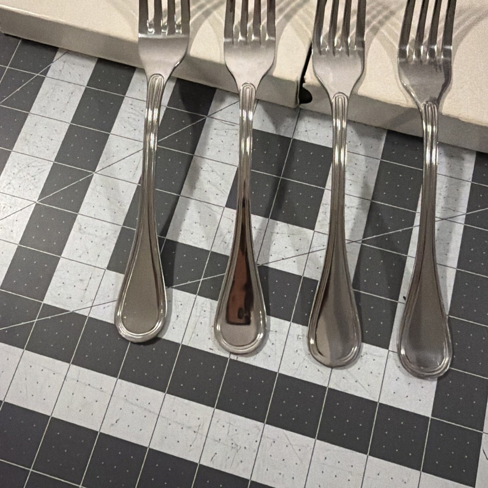 Cambridge GRANDE (4) Dinner Forks Rimmed Stainless Flatware Replacements