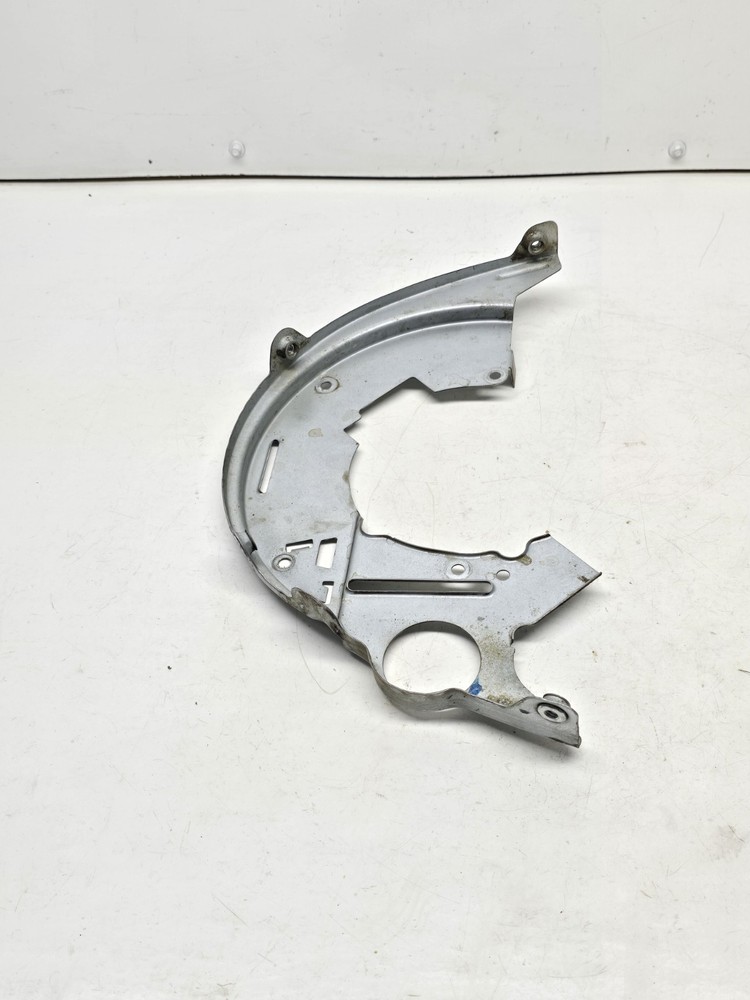 OEM BRIGGS AND STRATTON ENGINE BACK PLATE 594902