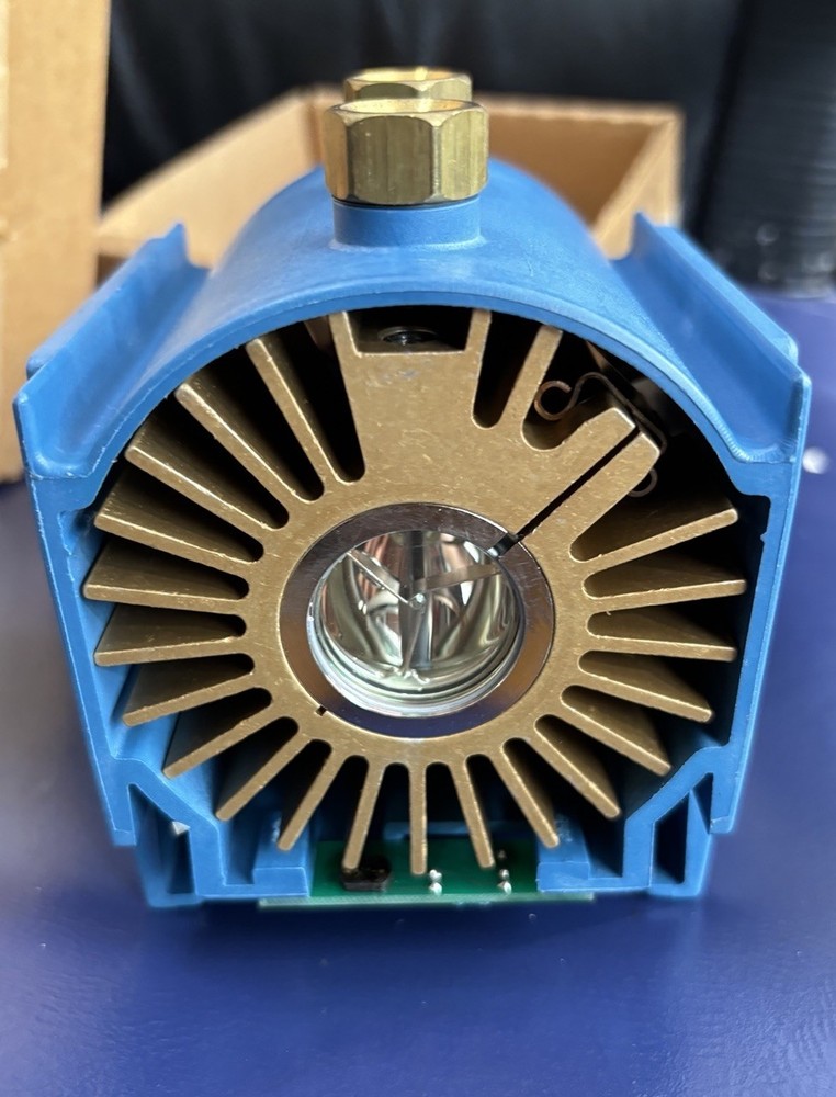 Perkin Elmer Y1502 Light