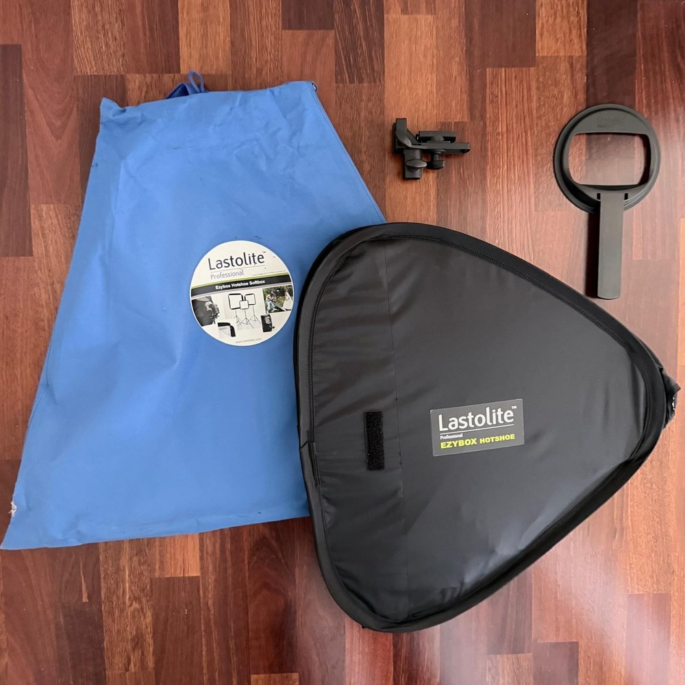 Lastolite Ezybox Hotshoe Softbox Kit – Excellent Condition