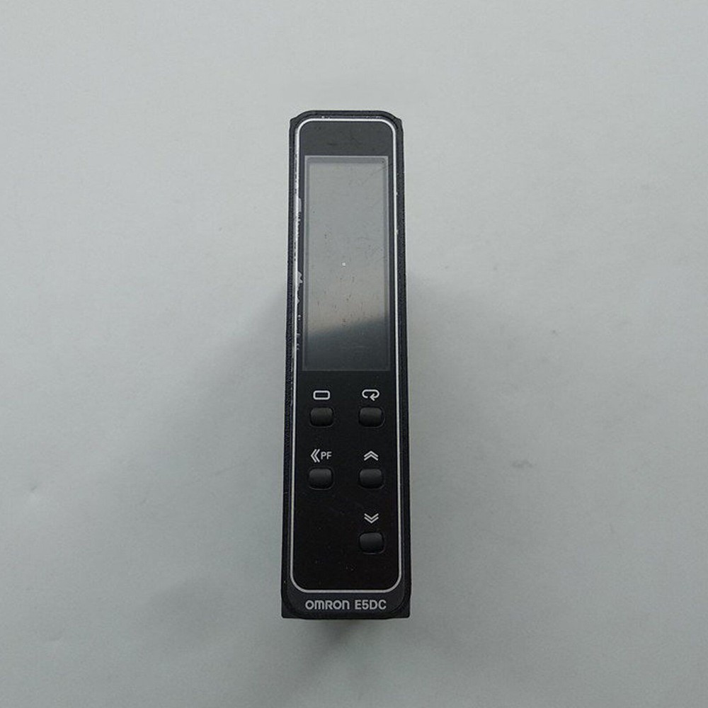 OMRON E5DC-QX2ASM-802 Temperature Controller New One Free Shipping