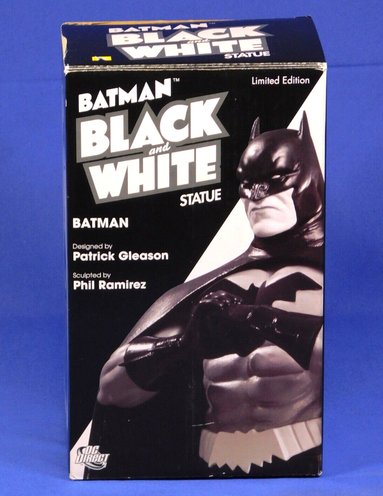 DC DIRECT BATMAN BLACK & WHITE STATUE BY PATRICK GLEASON