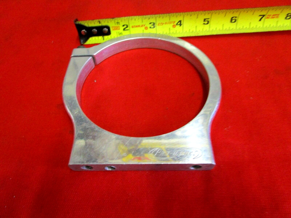 PRO-WERKS  BOTTLE MOUNTING BRACKET 4" DIAMETER BOTTLE, 1/2" Thick
