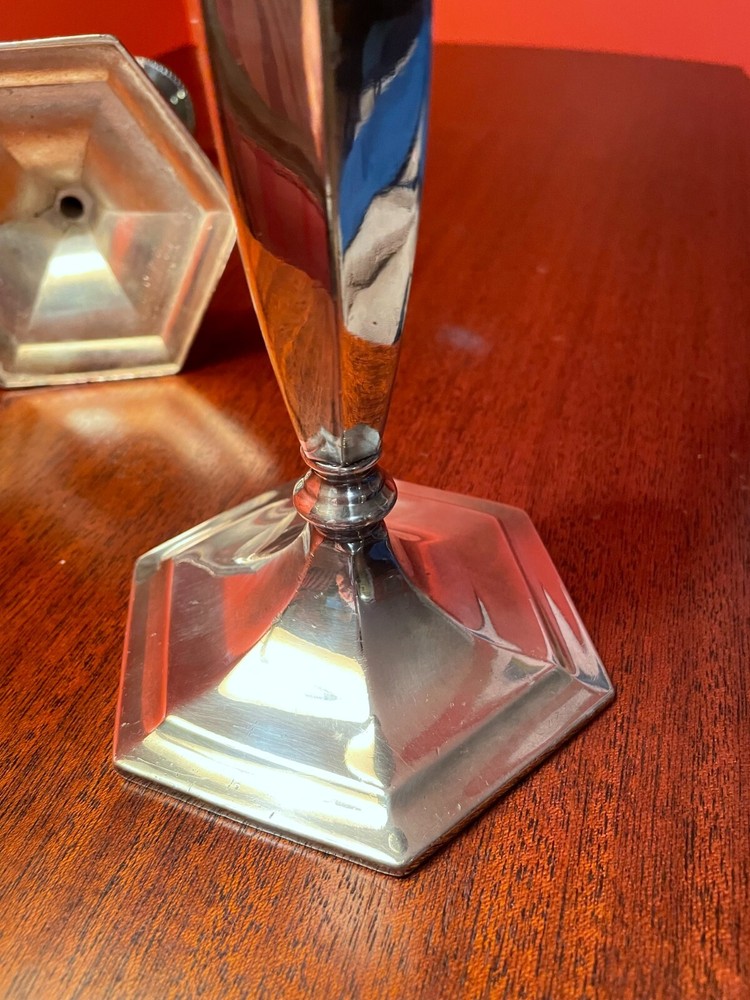 Vintage Pair of 9 Inch Colonial Silver Quadruple Plate Candlesticks