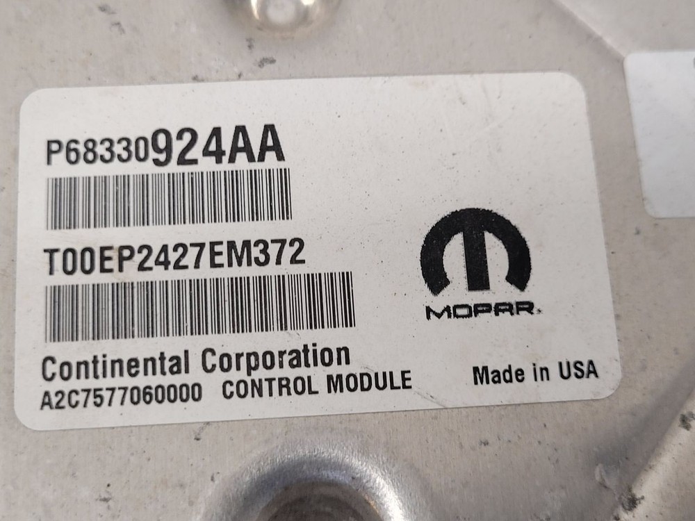 18-19 DODGE DURANGO Engine ECM Electronic Control Module 3.6L 68330924AA