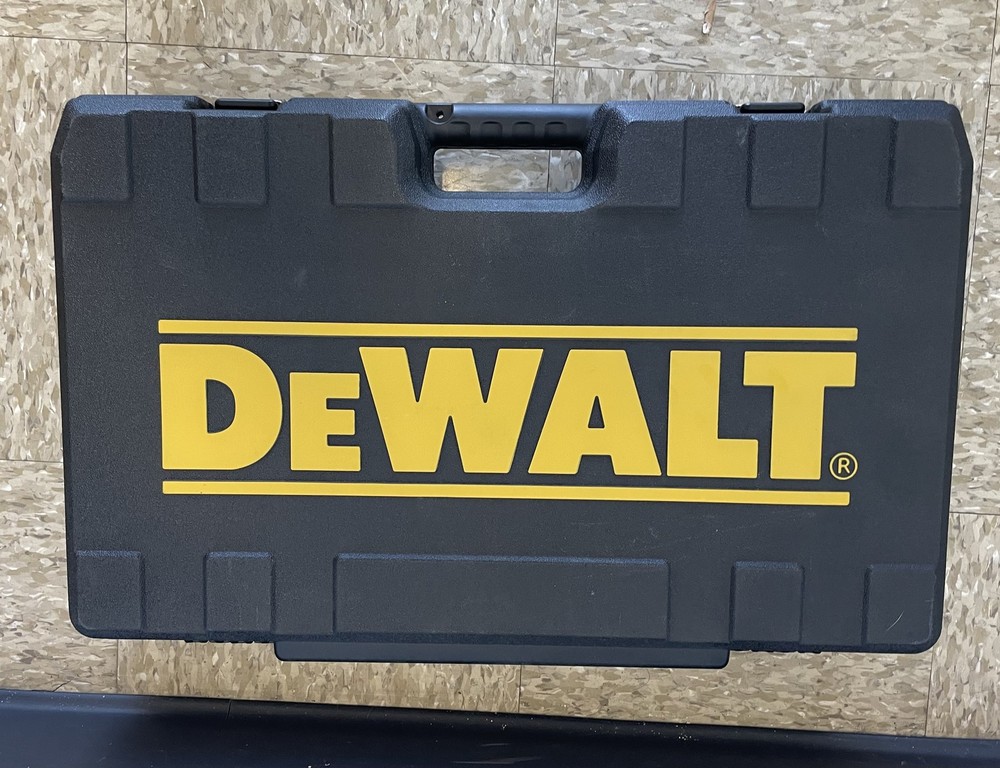 NEW DEWALT DFD270MK Fully-Automatic .27 Caliber Single Shot Powder-Actuated Tool
