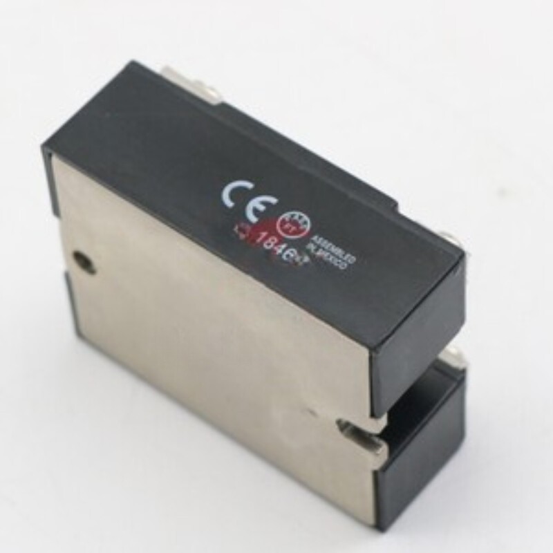 1PC solid state relay crydom D4D12