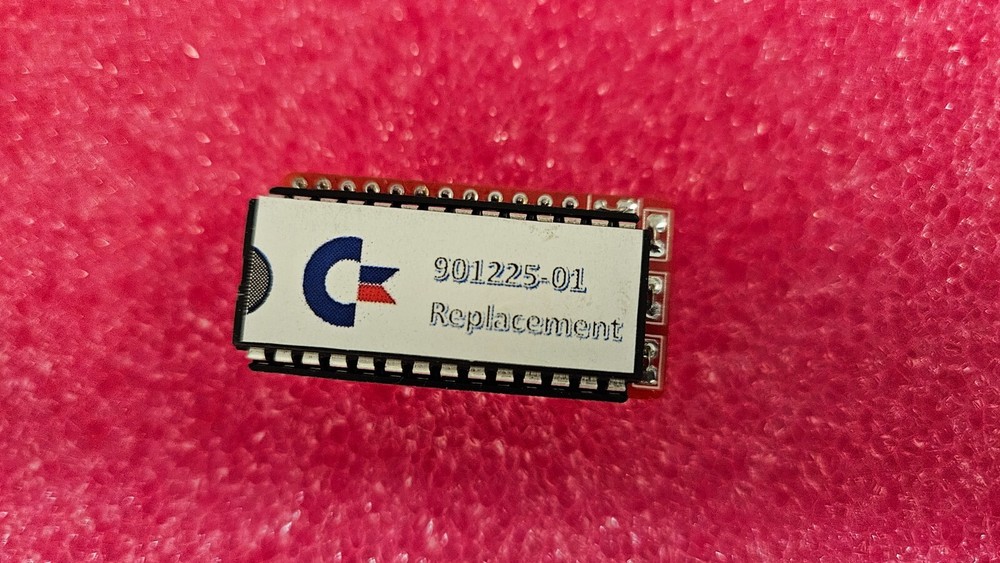 Commodore 64 901225-01 901226-01 901227-03 Character, Basic and Kernel KIT (NEW)