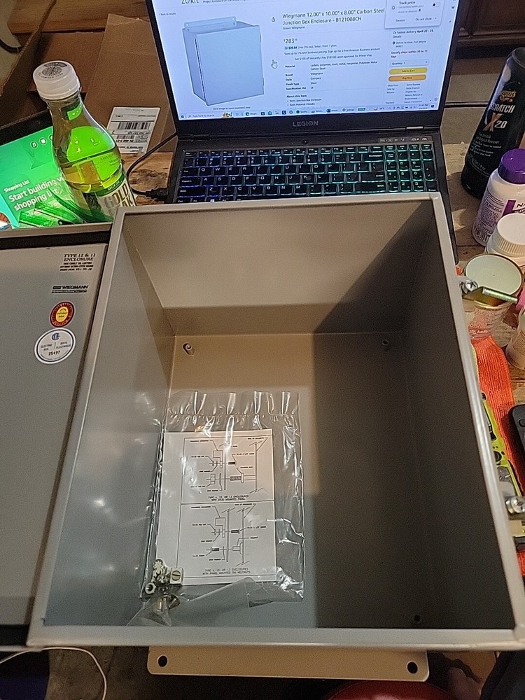 WIEGMANN CONTINUOUS HINGE JIC BOX,B121008CH,type 12&13. New A Small Scratch