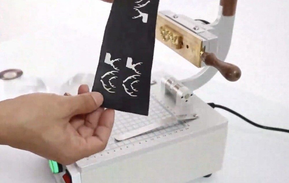 Hot Foil Letter Stamping Embossing