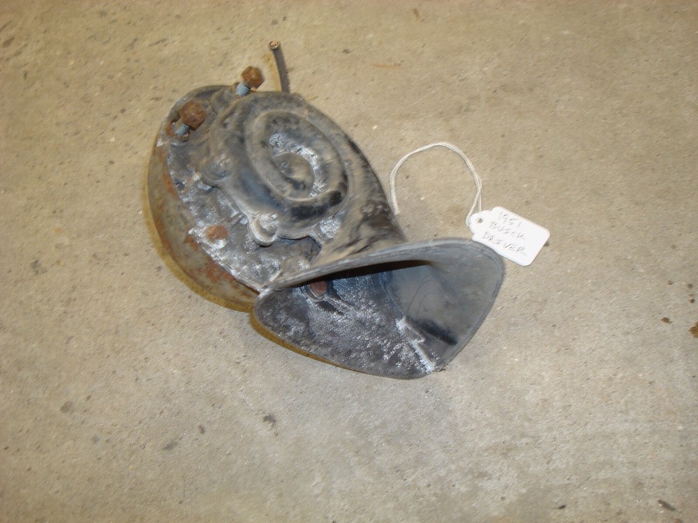 1951 ORIGINAL BUICK 8 SPECIAL DRIVER SIDE HORN LO