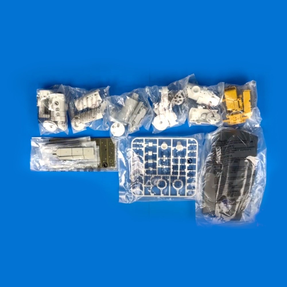 NASA Future Explorers - Space Station/Lunar Gateway Interactive Model Projector