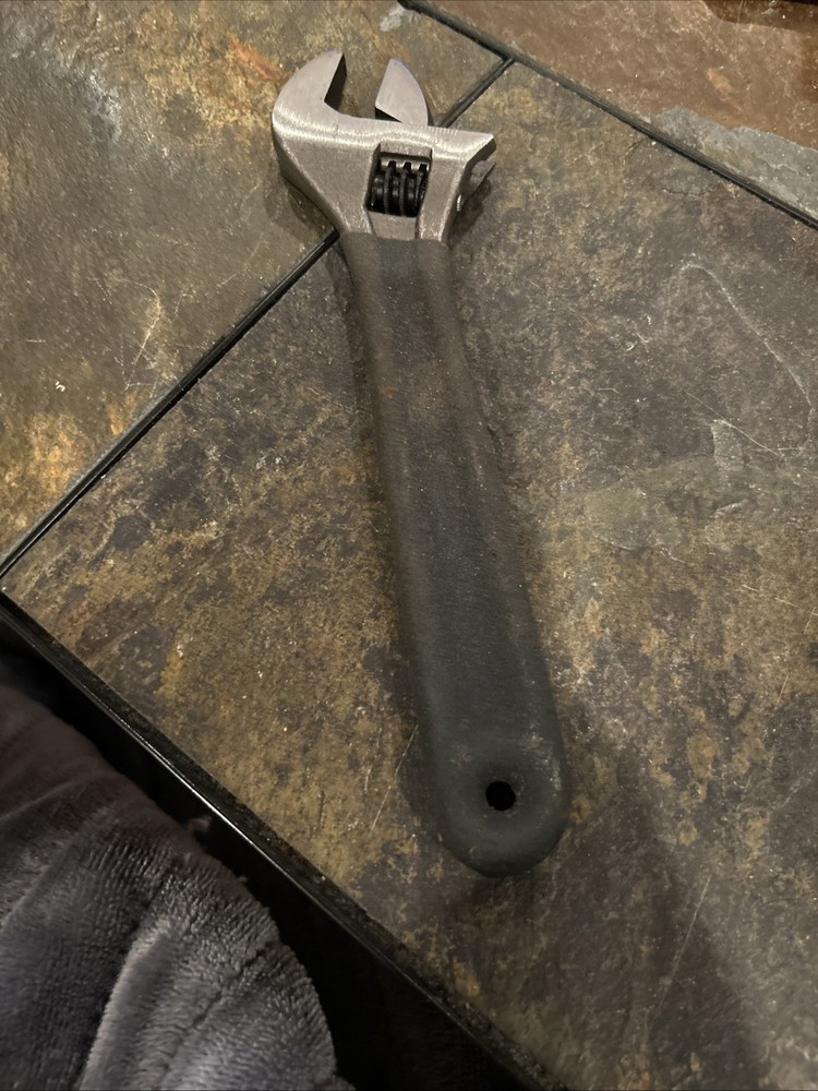 MAC TOOLS 8” Inch adjustable wrench AW95308 Soft grip handle