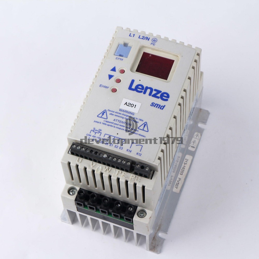 1PC Lenze frequency converter ESMD751C4TXA Used