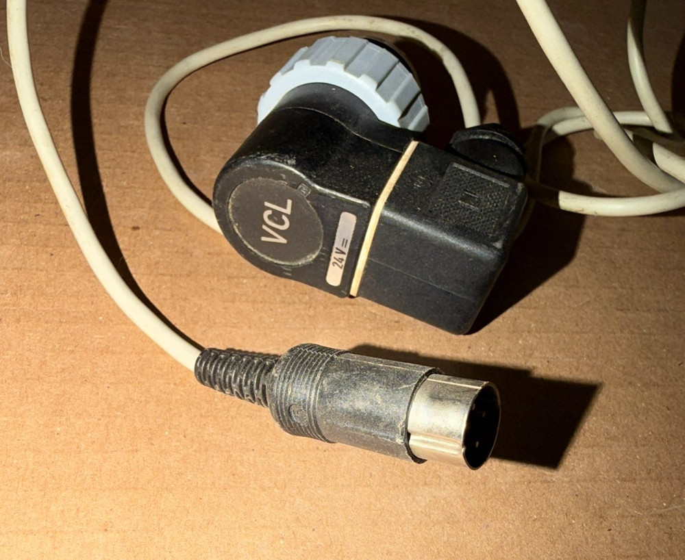 Vacuubrand VCL Vacuum Control Valve with Cable (Used)