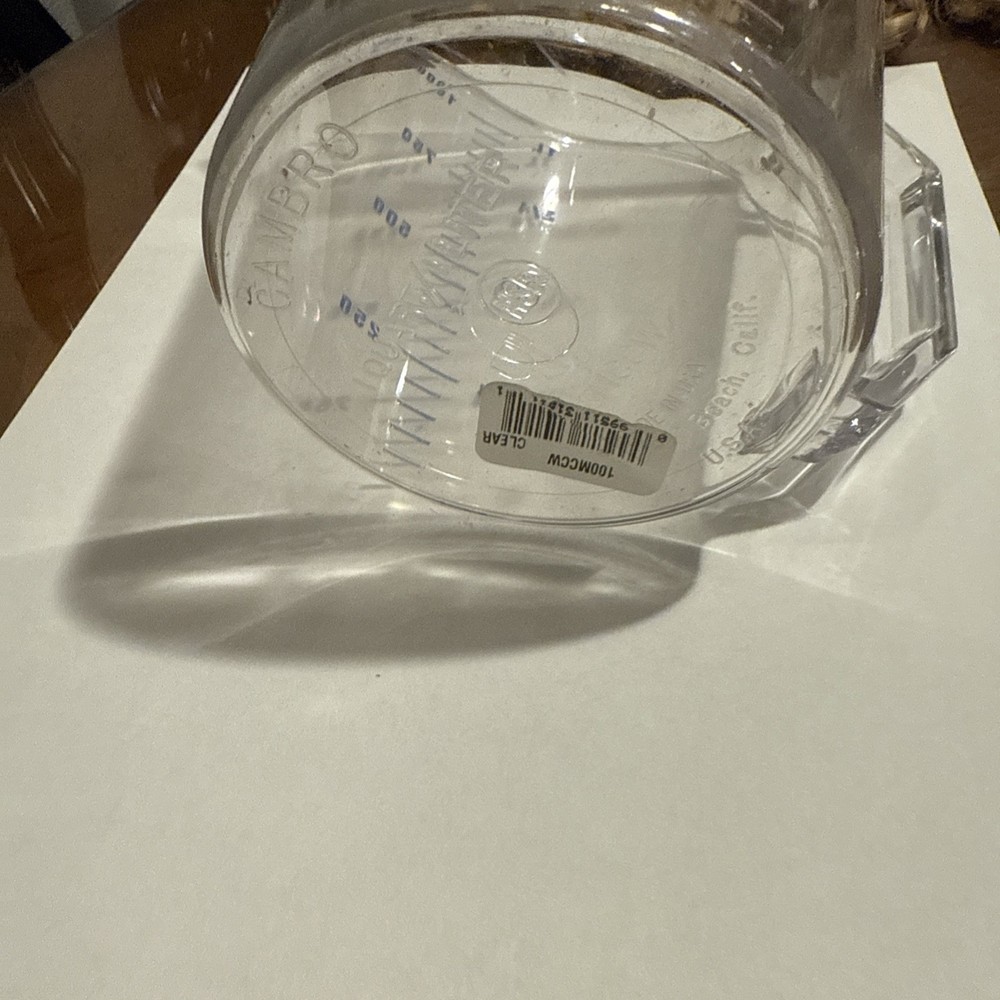 Cambro 100MCCW135 Measuring Cup Two Quart