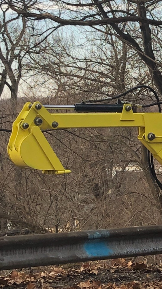 US Patent w/ Working Prototype Package. YouTube: ‘DigUpTruck’ Backhoe Excavator
