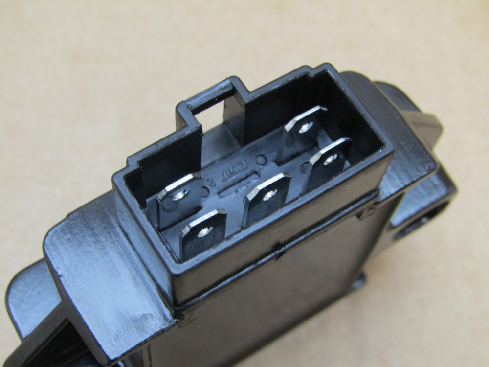 Keeway RKF 125 E5 2022 regulator rectifier (11610)