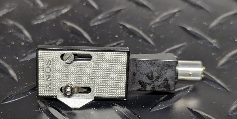 Sony headshell with Audio-Technica cartridge