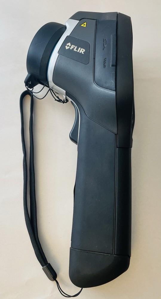 FLIR E60 Infrared Thermal Imaging Camera With Case