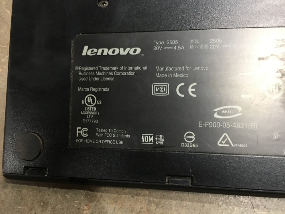 Lenovo ThinkPad Docking Station TYPE 2505