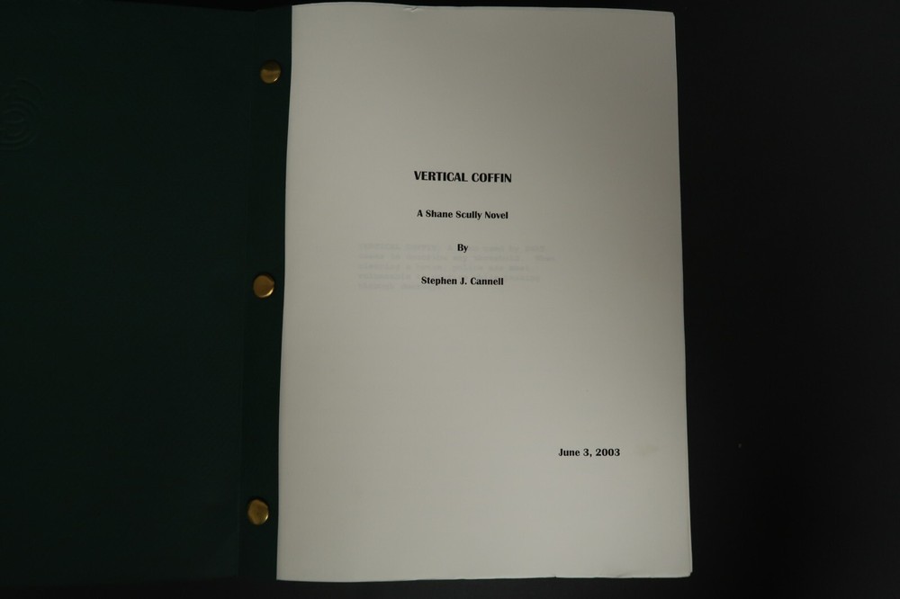 Vertical Coffin Original Book Script Stephen J. Cannell Studios Collection 2003