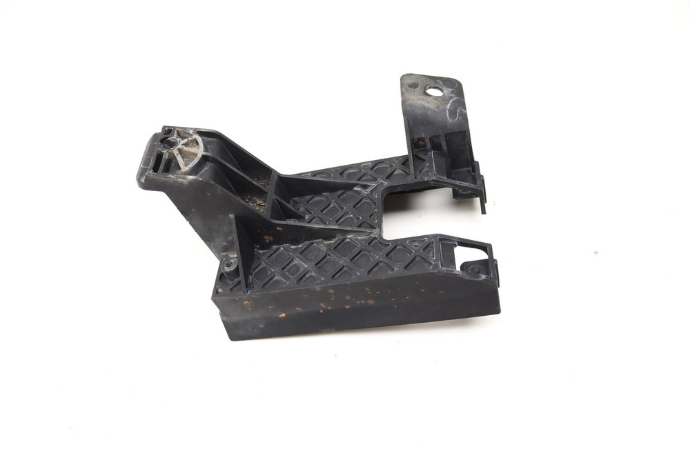 2016-2020 VW PASSAT - Right LANE Change Assist Control Module Bracket